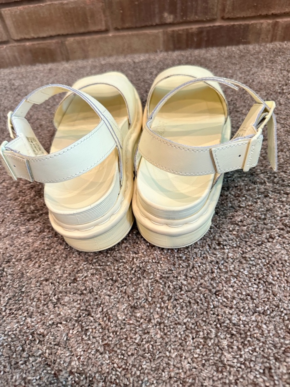 Dr. Martens Voss Mono Platform Sandals Pale Yellow US 9 EU 41 Minimalist Grunge - Picture 7 of 9